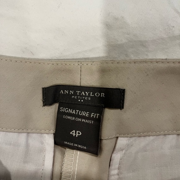 Shorts - Picture 5 of 5